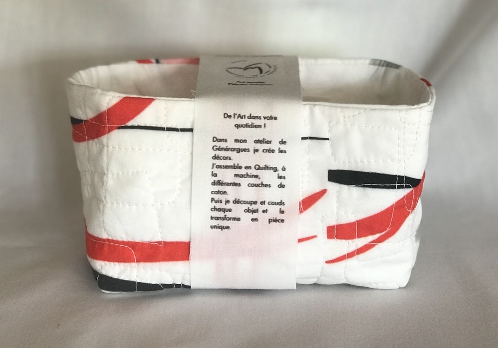 Panier motif "air" garni de 5 lingettes - Motifs et matelassage exclusifs